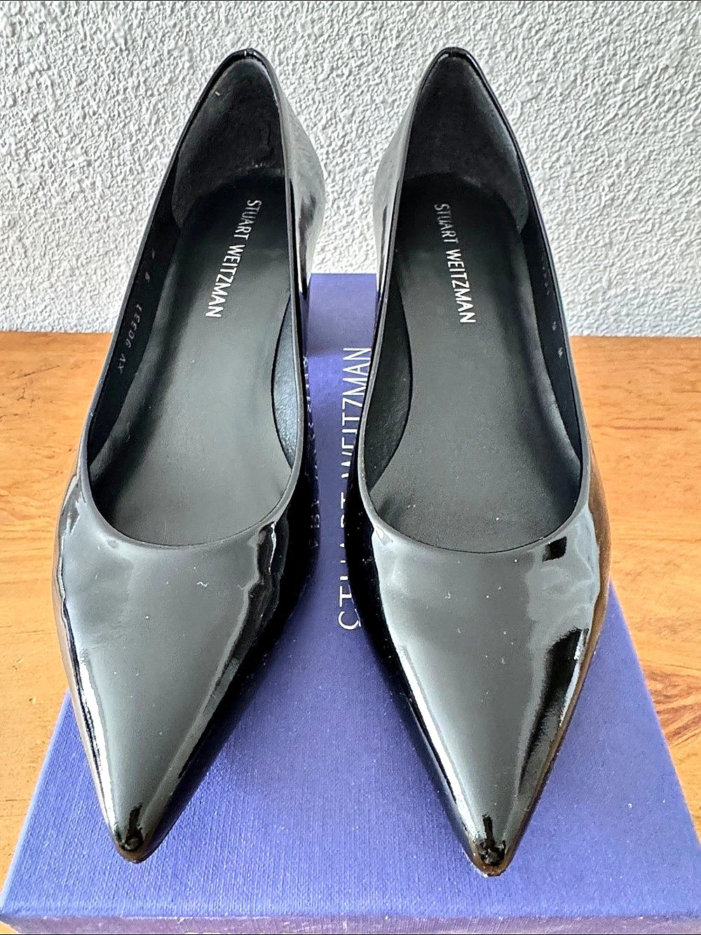 Stuart Weitzman Stuart, largo. Pump Black Patent Heels US 9 M